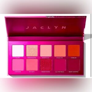 Jaclyn Hill Strawberry Feels Palette